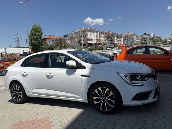 SAHİBİNDEN HATASIZ MEGAN 4 