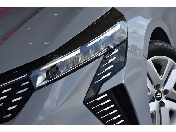 İLKAY'DAN %20 FATURALI CLİO 1.0 TCE 90 BG EVOLUTİON 66,000 KM'DE