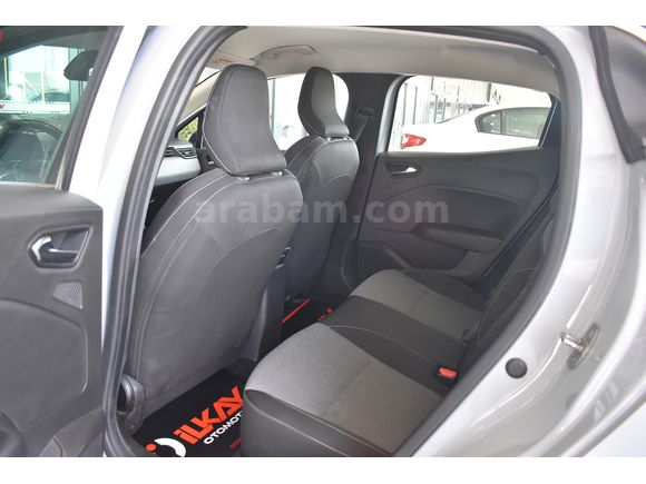 İLKAY'DAN %20 FATURALI CLİO 1.0 TCE 90 BG EVOLUTİON 66,000 KM'DE