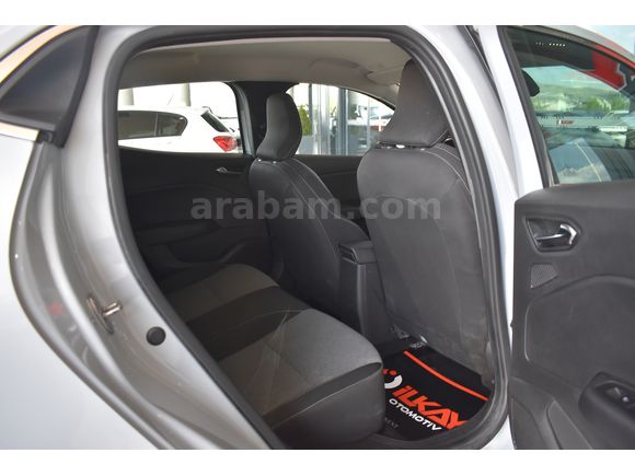 İLKAY'DAN %20 FATURALI CLİO 1.0 TCE 90 BG EVOLUTİON 66,000 KM'DE