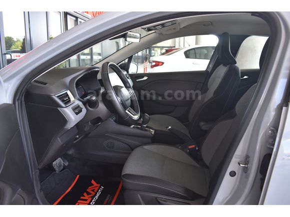 İLKAY'DAN %20 FATURALI CLİO 1.0 TCE 90 BG EVOLUTİON 66,000 KM'DE