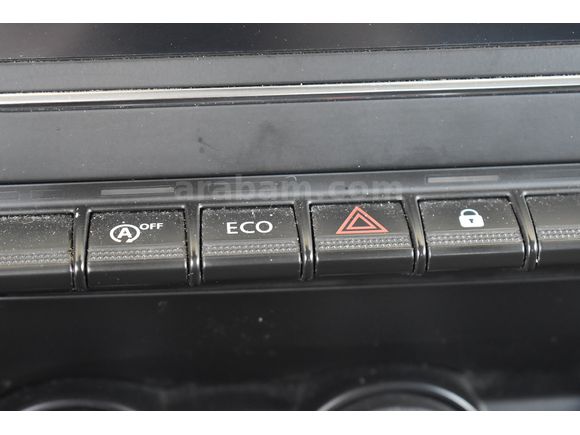 İLKAY'DAN %20 FATURALI CLİO 1.0 TCE 90 BG EVOLUTİON 66,000 KM'DE