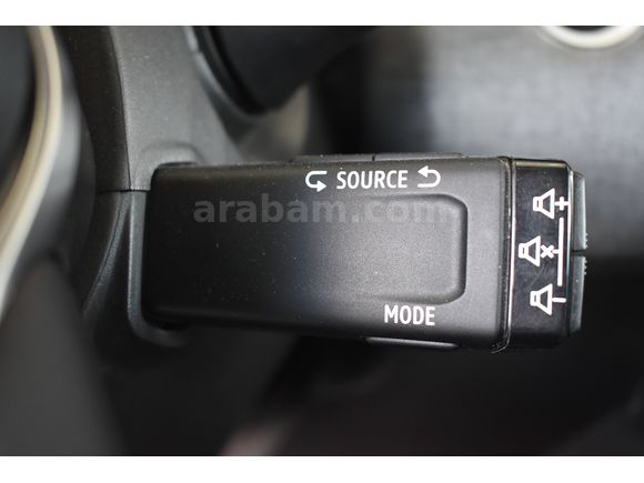 İLKAY'DAN %20 FATURALI CLİO 1.0 TCE 90 BG EVOLUTİON 66,000 KM'DE
