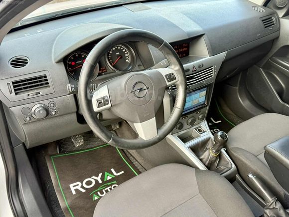ROYAL AUTO'dan 2012 ASTRA 1.6 115hp ESSENTİA LPG KUSURSUZ