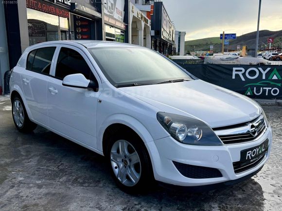 ROYAL AUTO'dan 2012 ASTRA 1.6 115hp ESSENTİA LPG KUSURSUZ