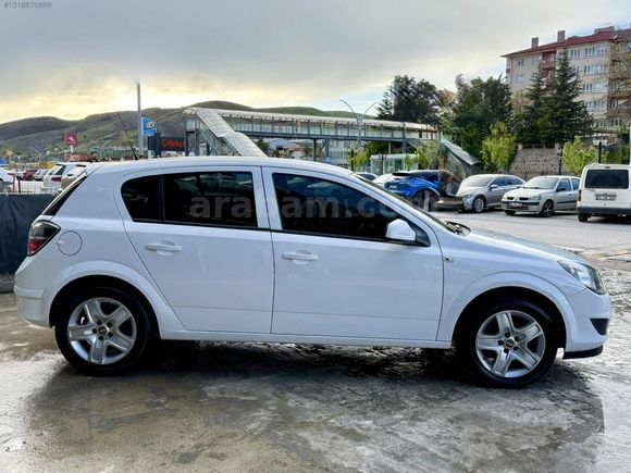 ROYAL AUTO'dan 2012 ASTRA 1.6 115hp ESSENTİA LPG KUSURSUZ