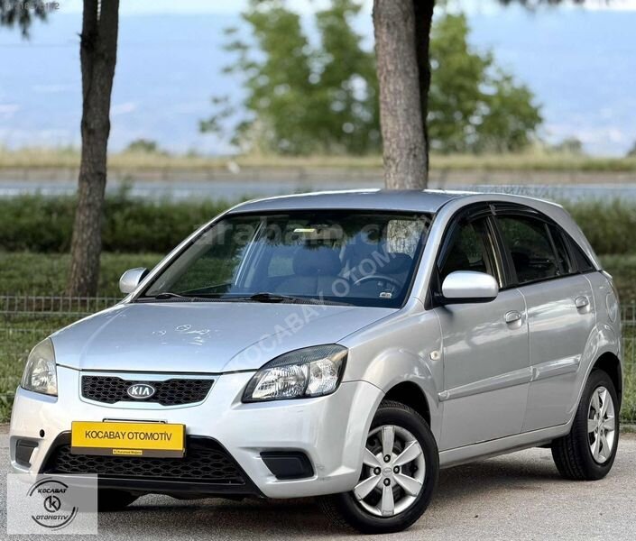 Galeriden Kia Rio 1.5 CRDi EX Comfort 2010 Model Denizli 237.000 km Gri