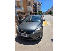 Sahibinden Kia Ceed 1.6 CRDi Motion 2011 Model  255.000 km Füme