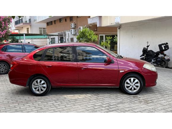 Sahibinden Renault Symbol 1.4 Expression Plus 2011 Model  143.000 km Kırmızı