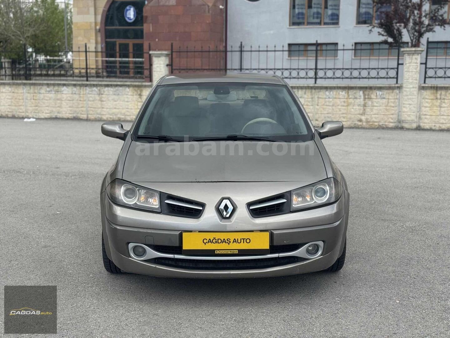 Galeriden Renault Megane 1.5 dCi Privilege 2009 Model Çorum 419.000 km Bej 2