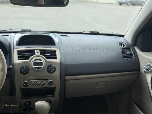 -DEĞİŞENSİZ SADECE 2 P. BOYALI DOLU DOLU MEGANE-