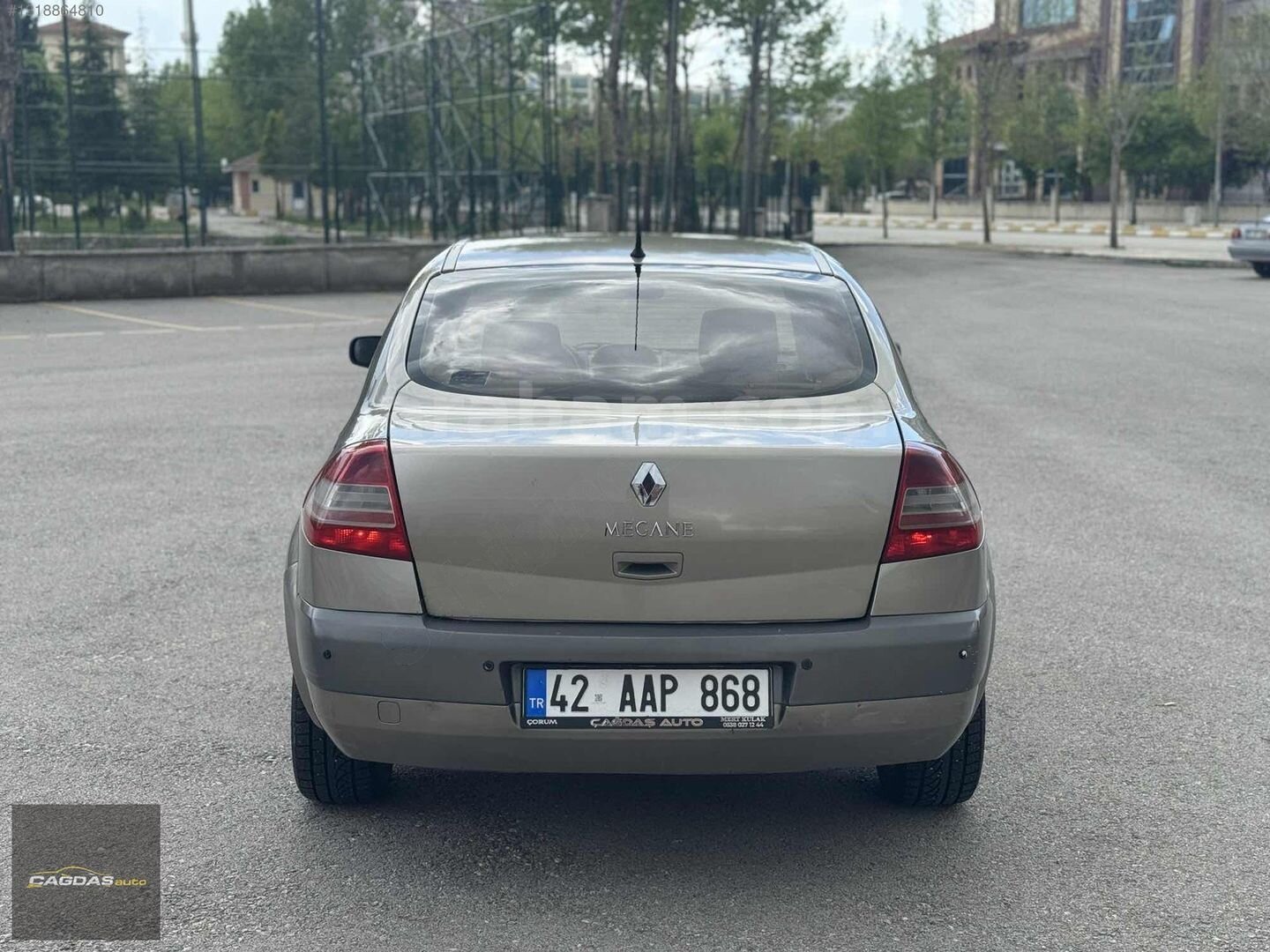 Galeriden Renault Megane 1.5 dCi Privilege 2009 Model Çorum 419.000 km Bej 6