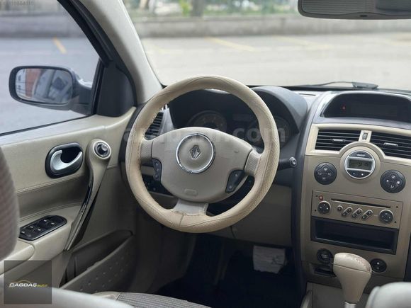 -DEĞİŞENSİZ SADECE 2 P. BOYALI DOLU DOLU MEGANE-