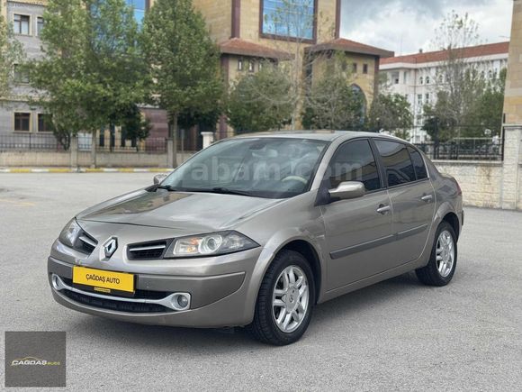 -DEĞİŞENSİZ SADECE 2 P. BOYALI DOLU DOLU MEGANE-