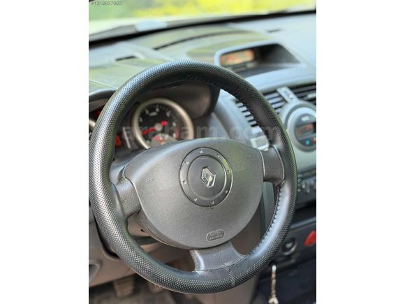 ÖZDOĞANDAN DEĞİŞENSİZ MEGANE2 DYNAMİQUE EMSALSİZ