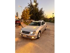 Sahibinden Mercedes - Benz CLK 200 Kompressor Safkan hiç tüp takılmamış hastasına 