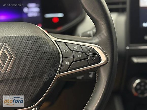 OTOFORA 2025 RENAULT CLİO 1.0 TCe EVOLUTİON OTM.