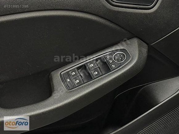 OTOFORA 2025 RENAULT CLİO 1.0 TCe EVOLUTİON OTM.