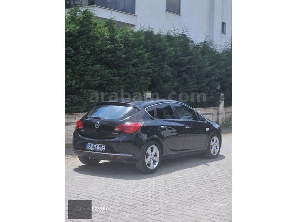 2015 MODEL DEGİSENSİZ 130000 KM 2 PARÇA BOYALI