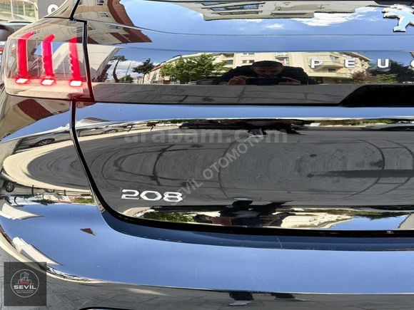 2021-Peugeot 208 Allure Selection EAT8-Hatasız-63.000 Km-Hatasız