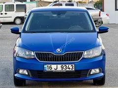 VİTRİN'DEN 2015 MODEL 1.2 TSI OTOMATİK HATASIZ BOYASIZ FABİA