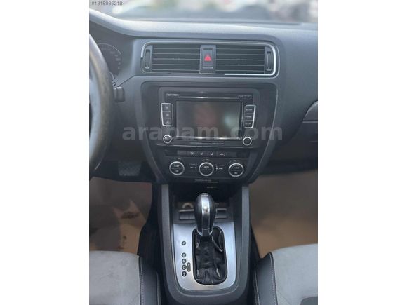 AK AUTO'dan 2014 JETTA BEYAZ ÇİÇEKK