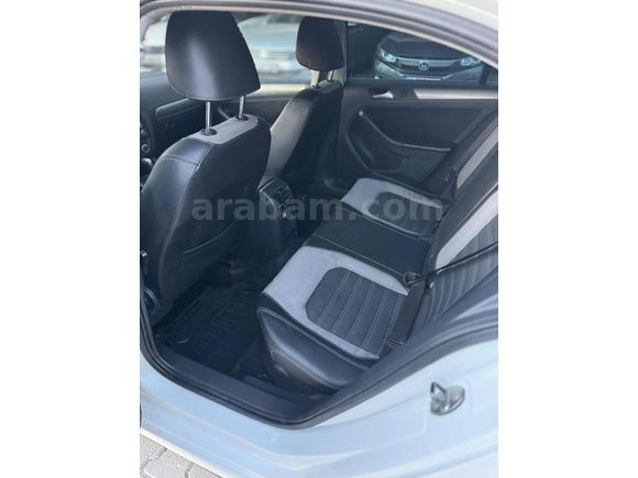 AK AUTO'dan 2014 JETTA BEYAZ ÇİÇEKK