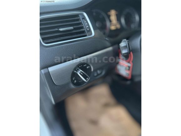 AK AUTO'dan 2014 JETTA BEYAZ ÇİÇEKK