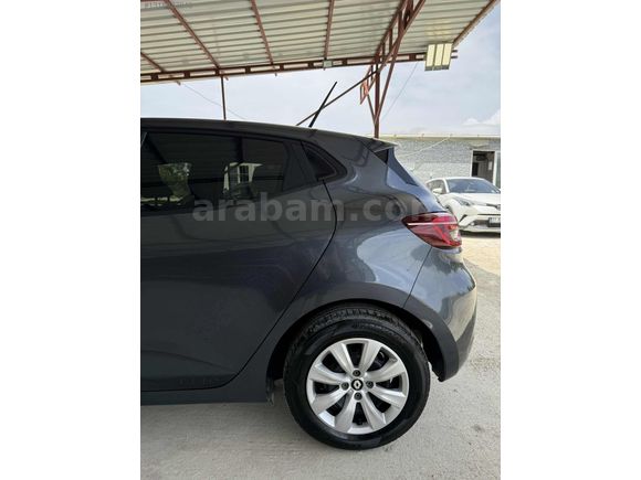 FİRST CLASS CAR GALLERY'DEN HATASIZ AYARINDA RENAULT CLİO