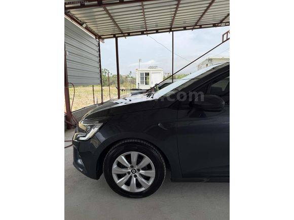 FİRST CLASS CAR GALLERY'DEN HATASIZ AYARINDA RENAULT CLİO