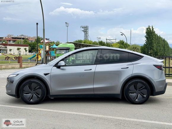 HATASIZ_BOYASIZ_TESLA MODEL Y_JUNİPER PREMİUM_