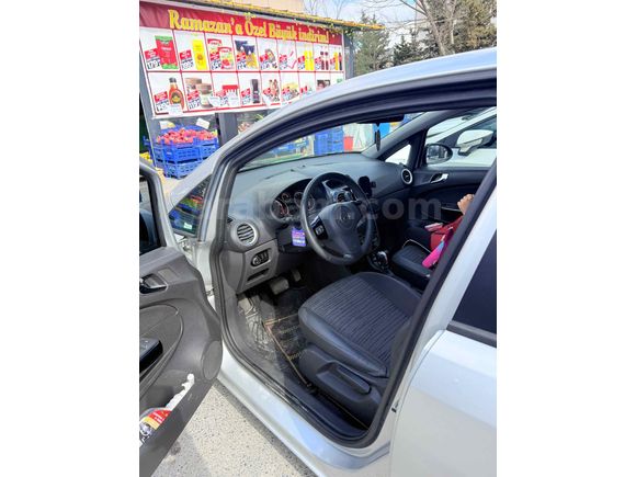Sahibinden Opel Corsa 1.4 Twinport Active 2014 Model 