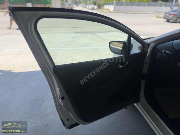 BEYEFENDİ AUTO 2018 RENAULT CLİO 1.5 DCİ TOUCH