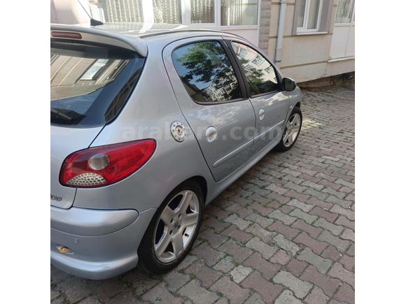 Sahibinden Peugeot 206 1.4 HDi Feline 2006 Model