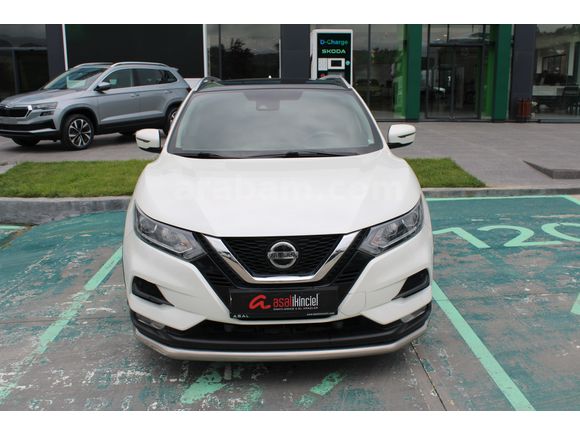 Nissan Qashqai  1.5 DCİ SKYPACK