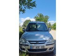 Sahibinden DEĞİŞENSİZ TRAMERSİZ Opel Combo 1.3 CDTI Comfort 2006 Model 