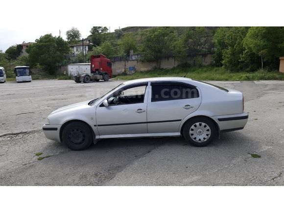 Sahibinden Skoda Octavia 1.6 Tour 2008 Model