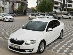 Hatasız ayarında tek parça boyalı 2016 1.6 dizel octavia