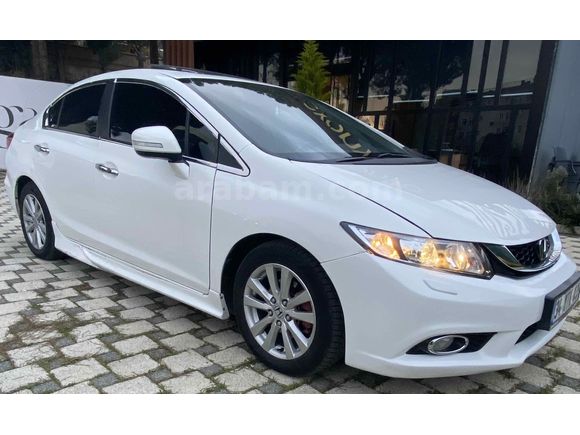 Sahibinden Honda Civic 1.6 Elegance 2013 Model  245.000 km Beyaz