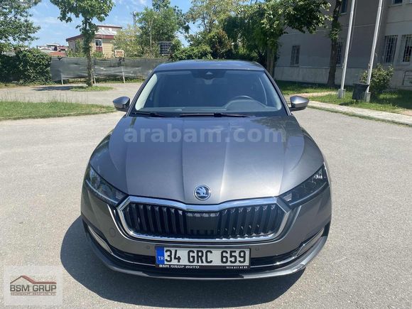 72 000 KM DE HATASIZ BOYASIZ DEĞİŞENSİZ FULL SERVİS BAKIMLI