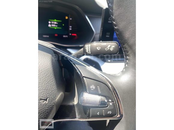 72 000 KM DE HATASIZ BOYASIZ DEĞİŞENSİZ FULL SERVİS BAKIMLI