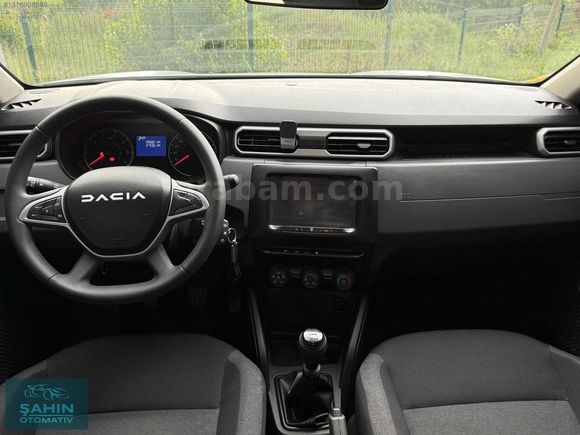 DACİA DUSTER 2023 MODEL 1.0T 59 BİNDE NOKTA HATASIZ TAKASLI!!!