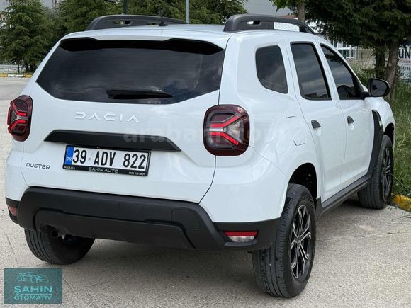 DACİA DUSTER 2023 MODEL 1.0T 59 BİNDE NOKTA HATASIZ TAKASLI!!!