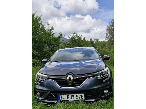 Sahibinden Renault Megane 1.6 Joy 2018 Model  160.000 km Gri (titanyum)