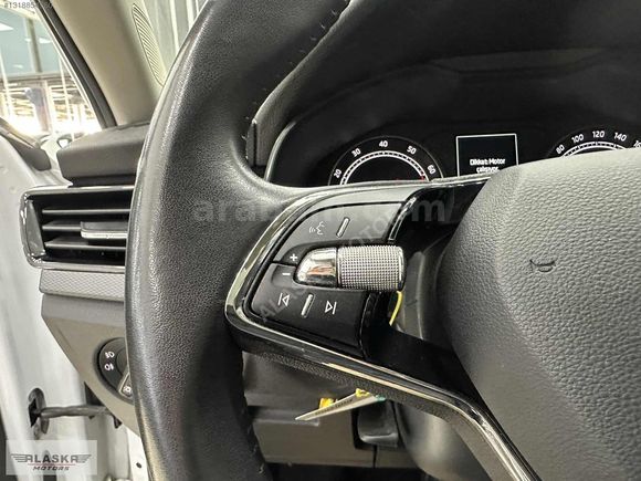 2022 SCALA 1.0 TSI ELİTE 107.000 KM DE SERVİS BAKIMLI.