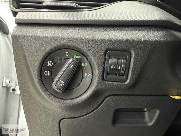 2022 SCALA 1.0 TSI ELİTE 107.000 KM DE SERVİS BAKIMLI.