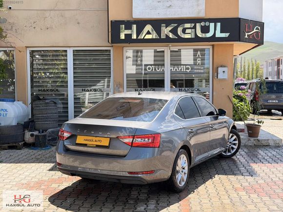 HAKGÜL'DEN 2023 SUPER B 1.5 TSİ PREMİUM