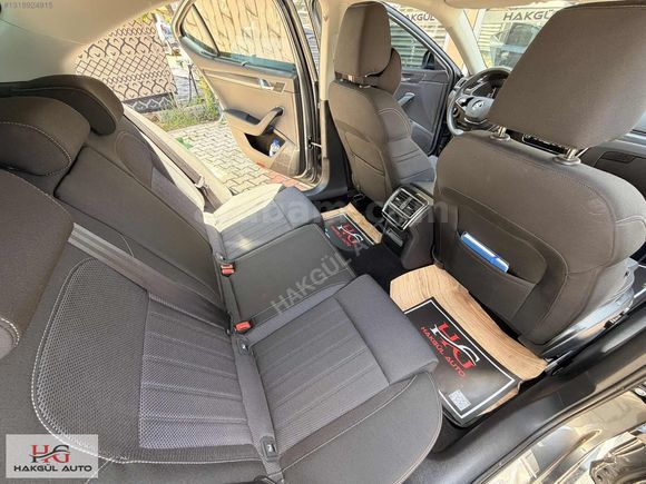 HAKGÜL'DEN 2023 SUPER B 1.5 TSİ PREMİUM
