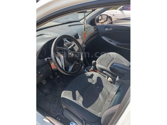 Sahibinden Hyundai Accent Blue 1.6 CRDI Mode Plus 2015 Model