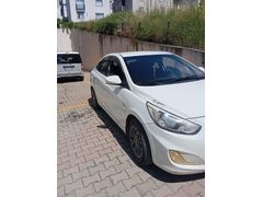 Sahibinden Hyundai Accent Blue 1.6 CRDI Mode Plus 2015 Model